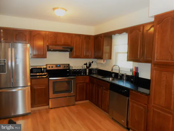 $2,600 | 12703 Lockleven Lane, Woodbridge, VA 22192