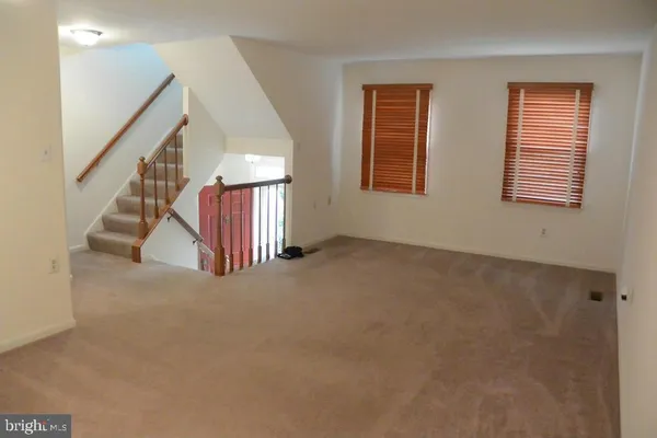 $2,600 | 12703 Lockleven Lane, Woodbridge, VA 22192