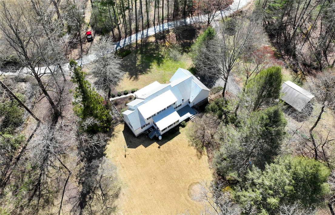 246 Lake Cheohee Road Tamassee, SC 29686 - Photo 3 of 50 Gallery Image 3
