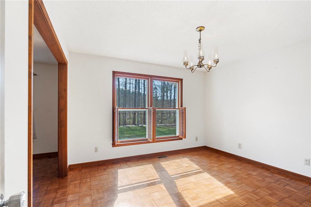 246 Lake Cheohee Road Tamassee, SC 29686 - Photo 9 of 50 Gallery Image 9
