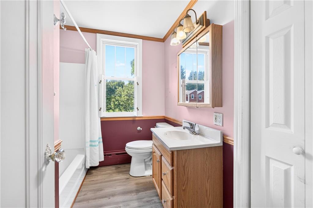 1818 Middle Road Glenshaw, PA 15116 - Photo 20 of 42 Gallery Image 20