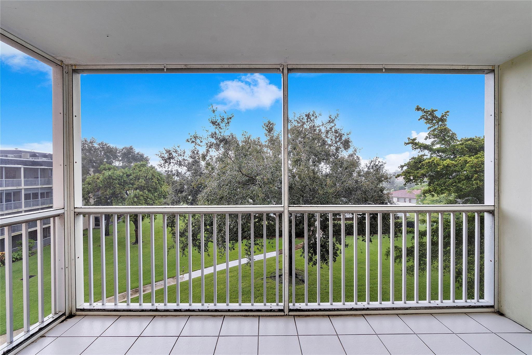 9101 West Sample Road, Unit 402 Coral Springs, FL 33065 - Photo 6 of 31 Photo 6