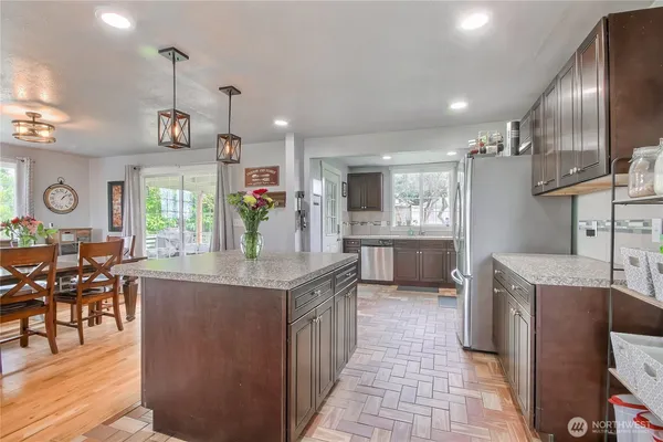 $550,000 | 7417 South Prospect Street, Tacoma, WA 98409