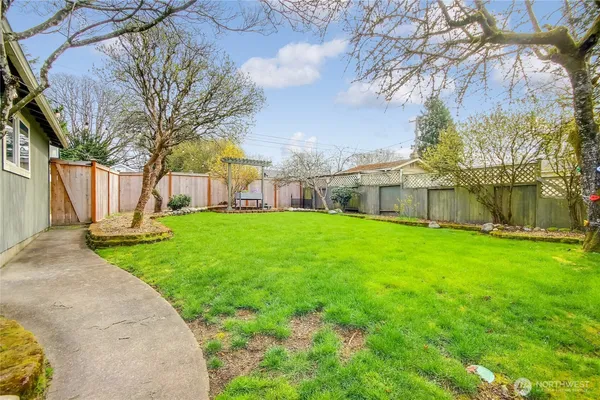 $550,000 | 7417 South Prospect Street, Tacoma, WA 98409