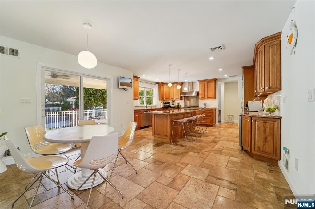 17 Riverside Lane Holmdel, NJ 07733 - Photo 14 of 46