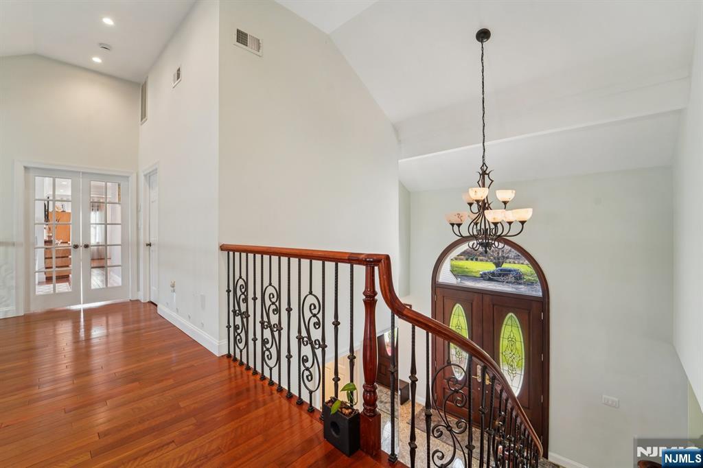 17 Riverside Lane Holmdel, NJ 07733 - Photo 25 of 46