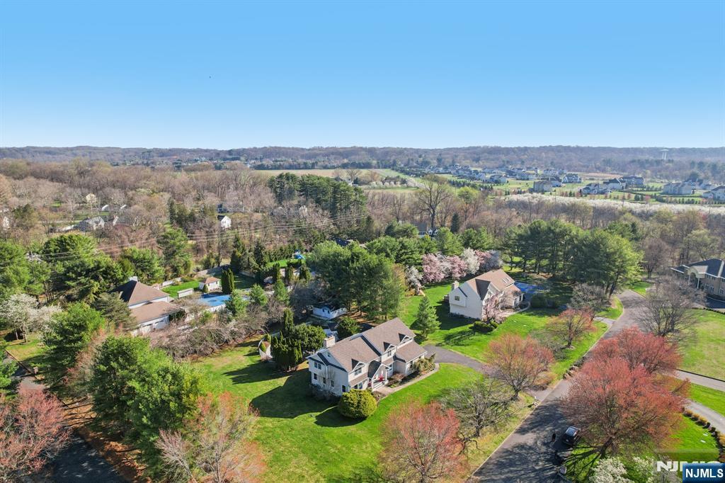 17 Riverside Lane Holmdel, NJ 07733 - Photo 43 of 46