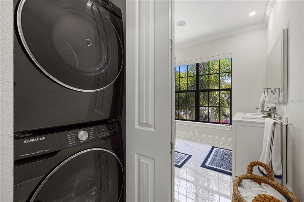 531 Ranger Lane Longboat Key, FL 34228 - Photo 45 of 88 Gallery Image 45