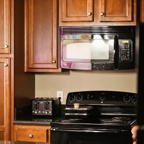 $175,000 | 1960 Bloomington Avenue, Unit 1960, Tallahassee, FL 32304