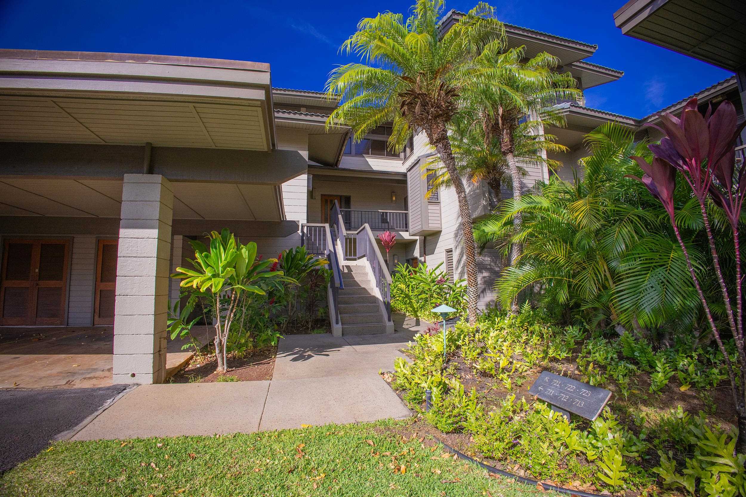 100 Ridge Road, Unit 723 Lahaina, HI 96761 - Photo 34 of 48 a plant is in front of a house