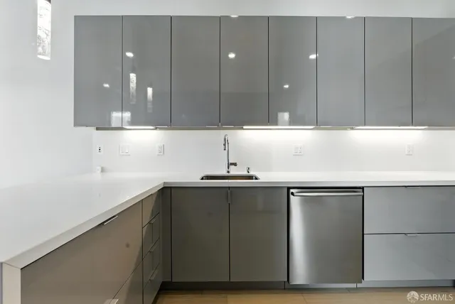 a picture of a black and white wall