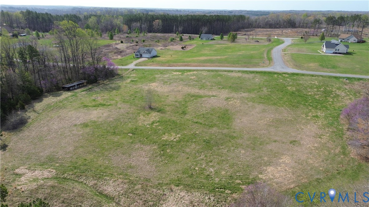 0 East Locket Pamplin, VA 23958 - Photo 5 of 16 a view of a golf course with a yard