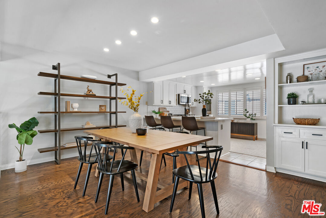4421 Alla Road, Unit 3 Marina del Rey, CA 90292 - Photo 5 of 31 a view of a dining room with furniture and wooden floor