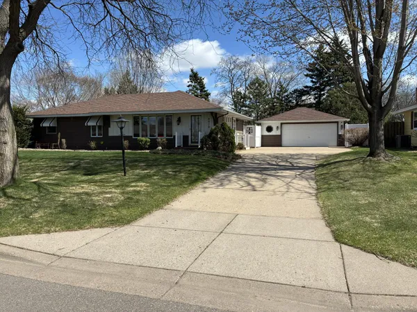 $394,800 | 8603 Greystone Avenue South, Cottage Grove, MN 55016