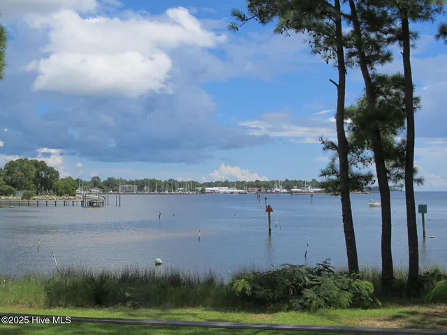 $27,000 | 81 Pecan Grove, Unit SLIP 81, Oriental, NC 28571