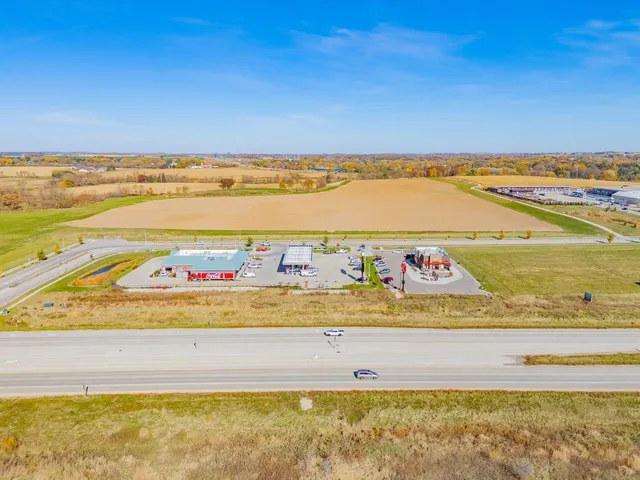 $2,378,376 | 4655 Dalmore Road, DeForest, WI 53532