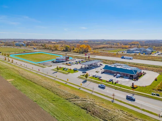 $2,378,376 | 4655 Dalmore Road, DeForest, WI 53532