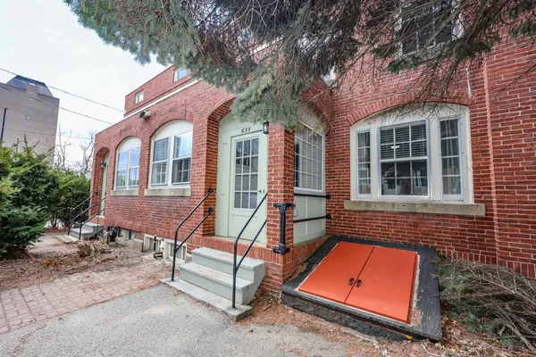 $415,000 | 635 Canal Street, Manchester, NH 03101