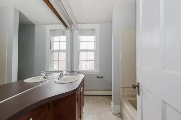 $415,000 | 635 Canal Street, Manchester, NH 03101