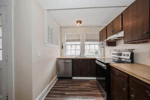 $415,000 | 635 Canal Street, Manchester, NH 03101