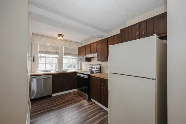 $415,000 | 635 Canal Street, Manchester, NH 03101