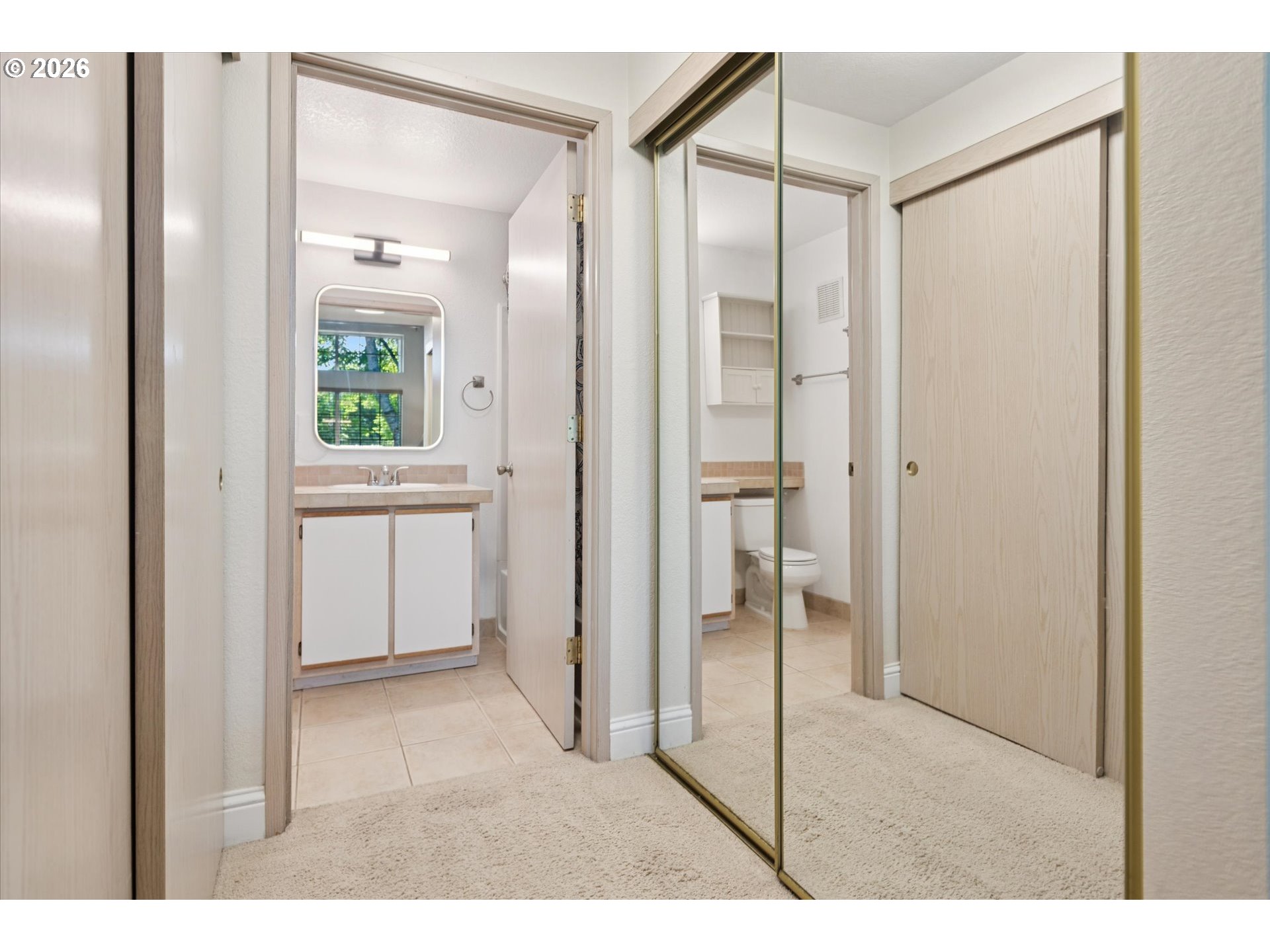 17618 Northwest Springville Road, Unit A8 Portland, OR 97229 - Photo 21 of 37