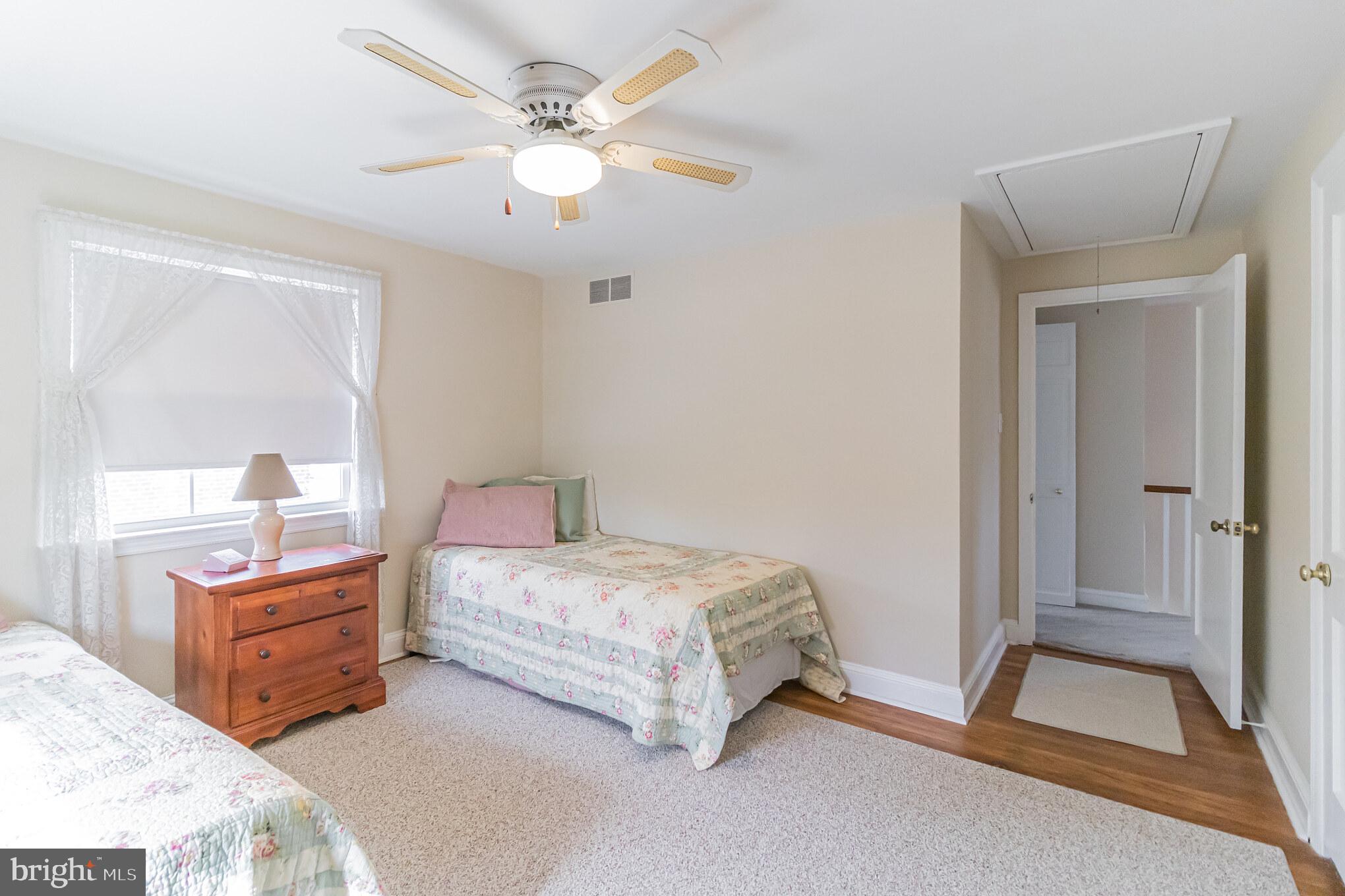 515 Springview Lane Springfield, PA 19064 - Photo 22 of 30 Bedroom 2
