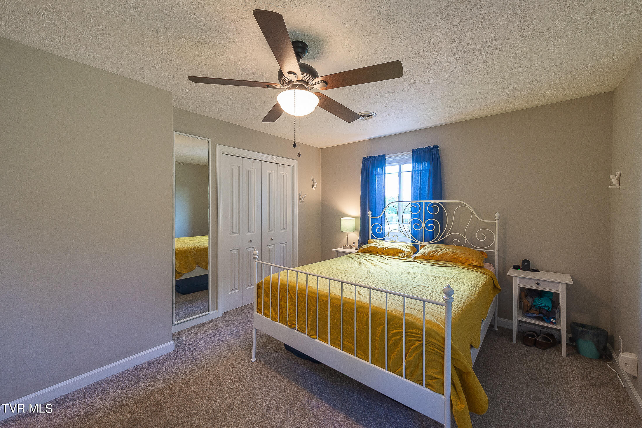 834 Foothills Road Kingsport, TN 37663 - Photo 19 of 49 Primary Bedroom