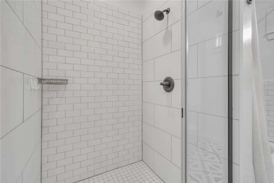 1524 Highway 159 Bellville, TX 77418 - Photo 16 of 33 a bathroom with a shower