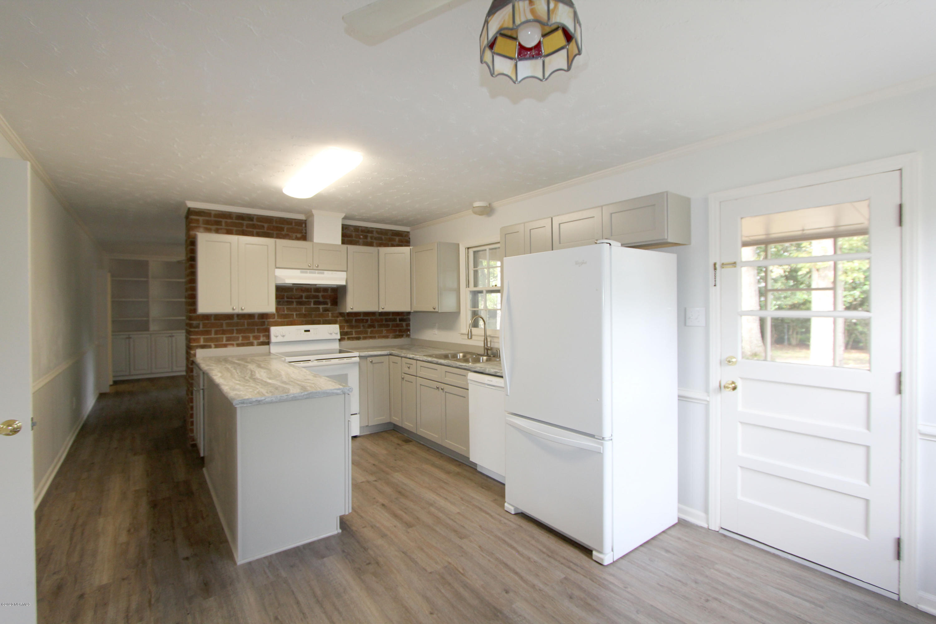 317 Forest Grove Avenue Jacksonville, NC 28540 - Photo 15 of 52 F K 2