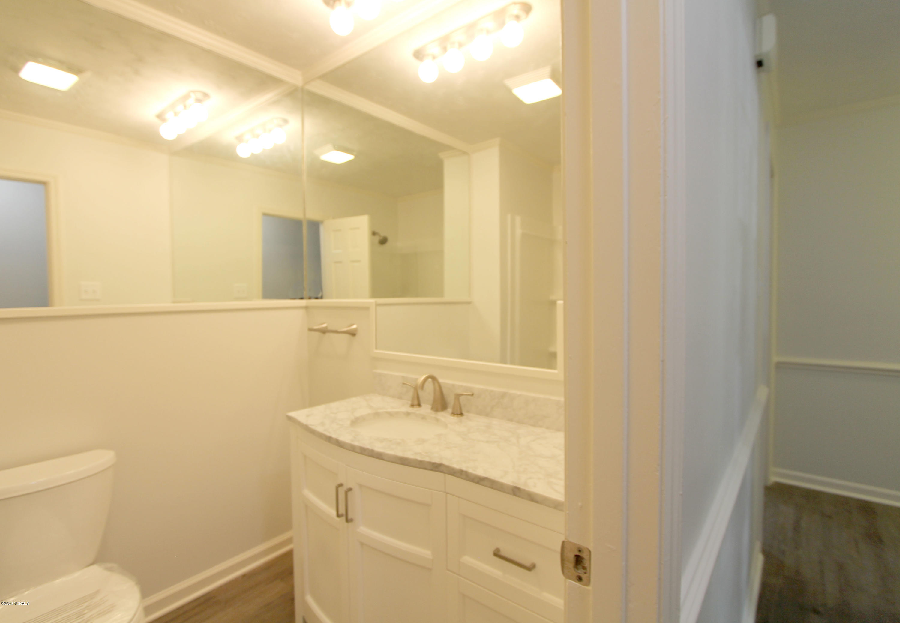 317 Forest Grove Avenue Jacksonville, NC 28540 - Photo 28 of 52 Hall Bath