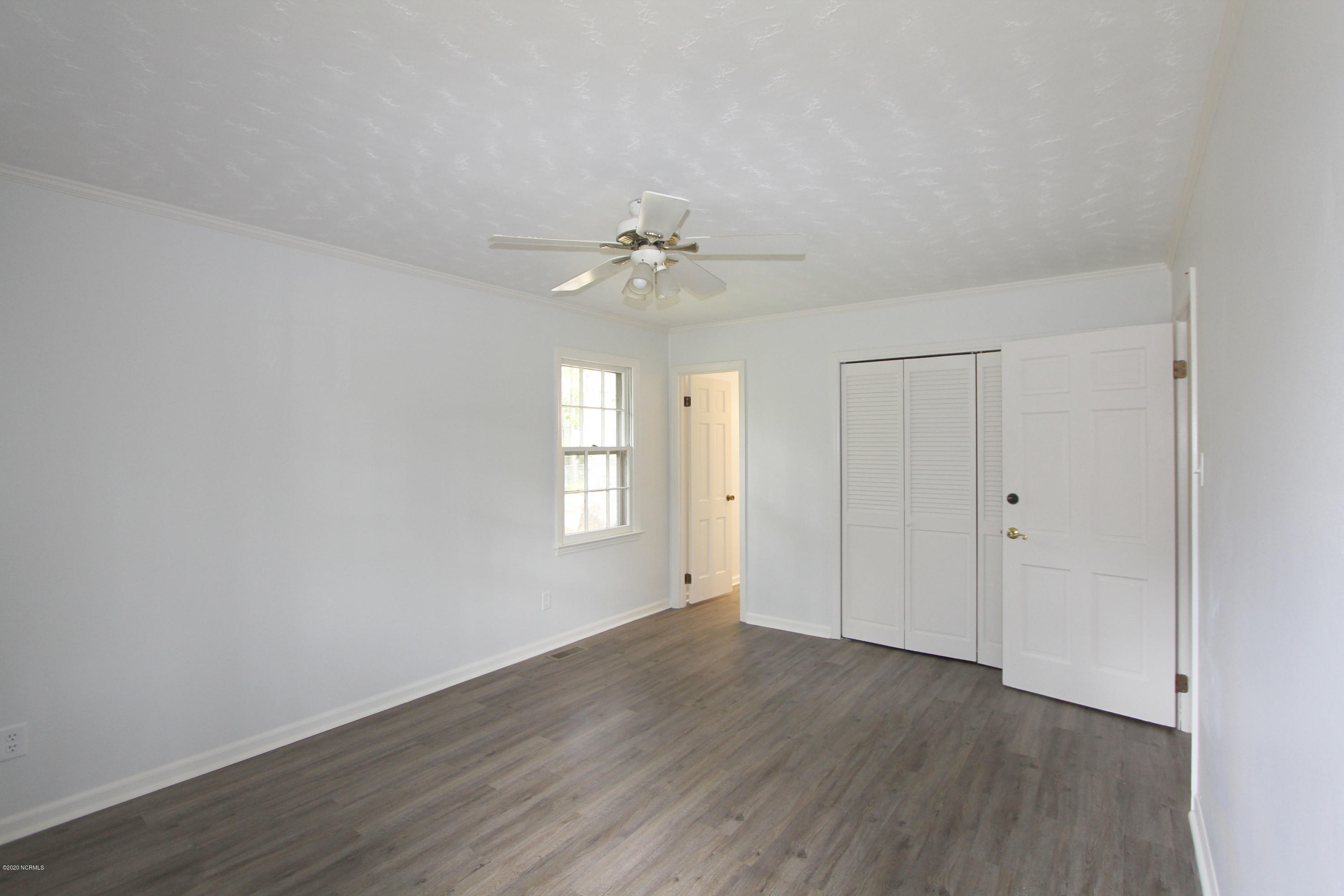 317 Forest Grove Avenue Jacksonville, NC 28540 - Photo 35 of 52 L M 2