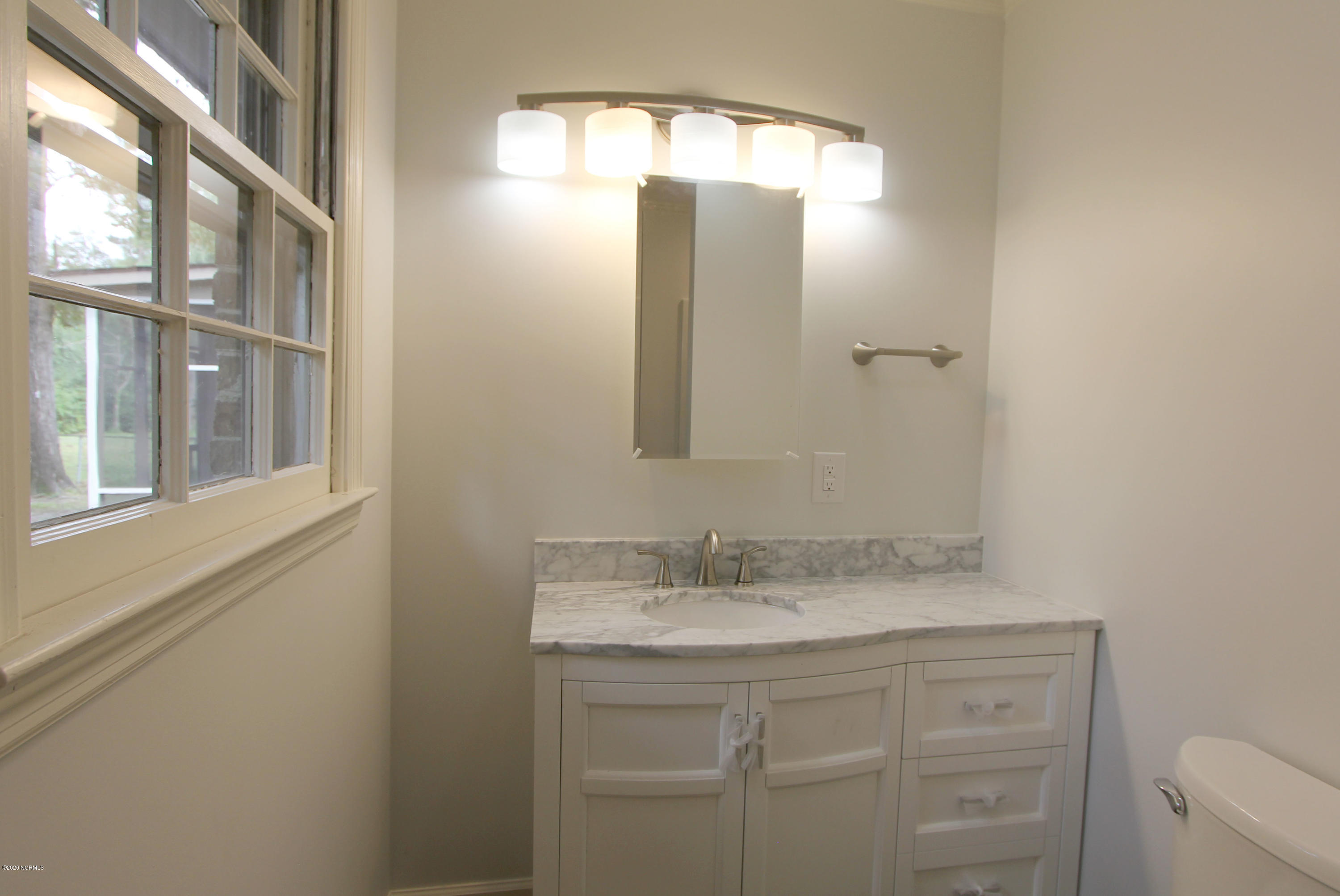 317 Forest Grove Avenue Jacksonville, NC 28540 - Photo 42 of 52 M MB 3