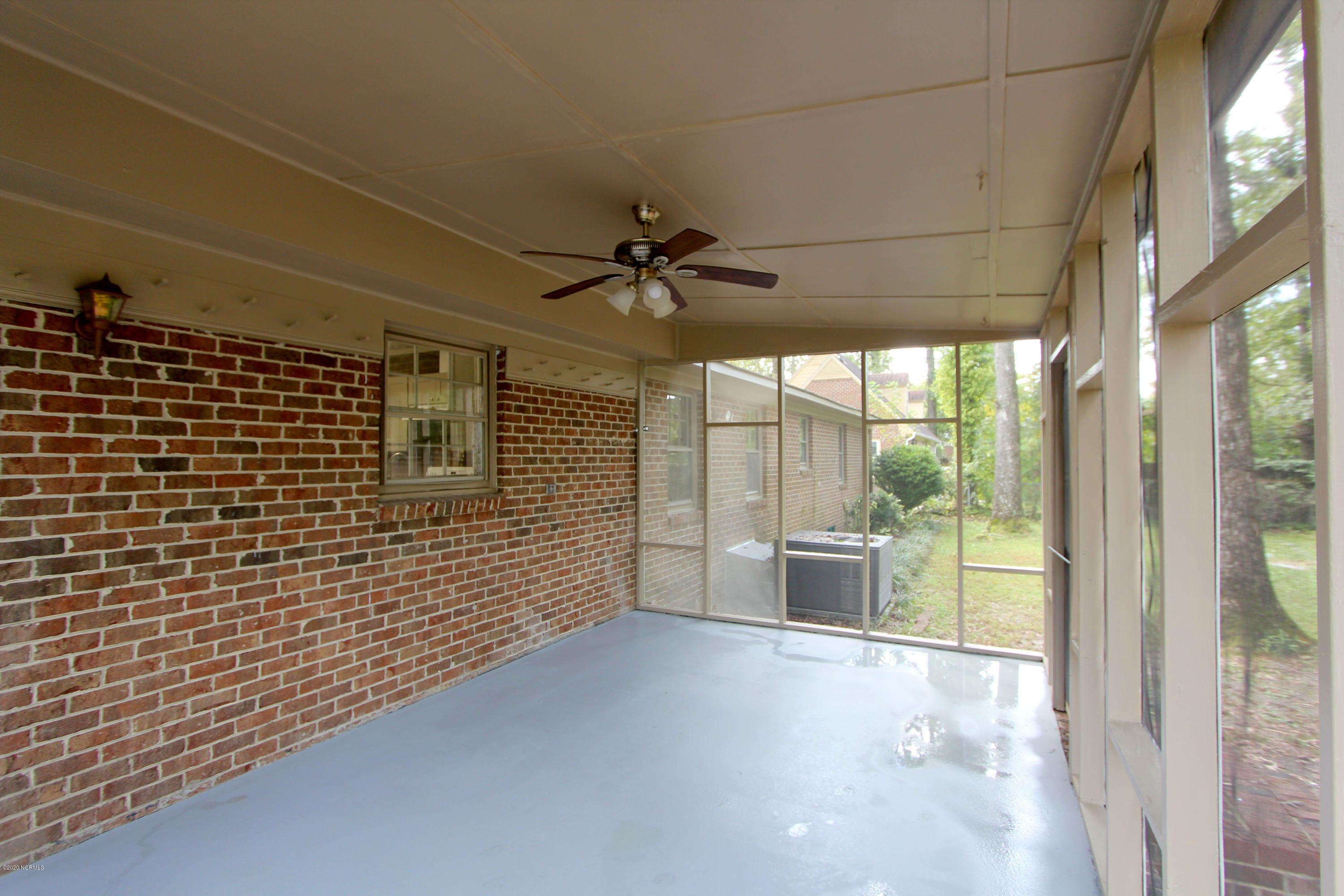 317 Forest Grove Avenue Jacksonville, NC 28540 - Photo 45 of 52 N P 3