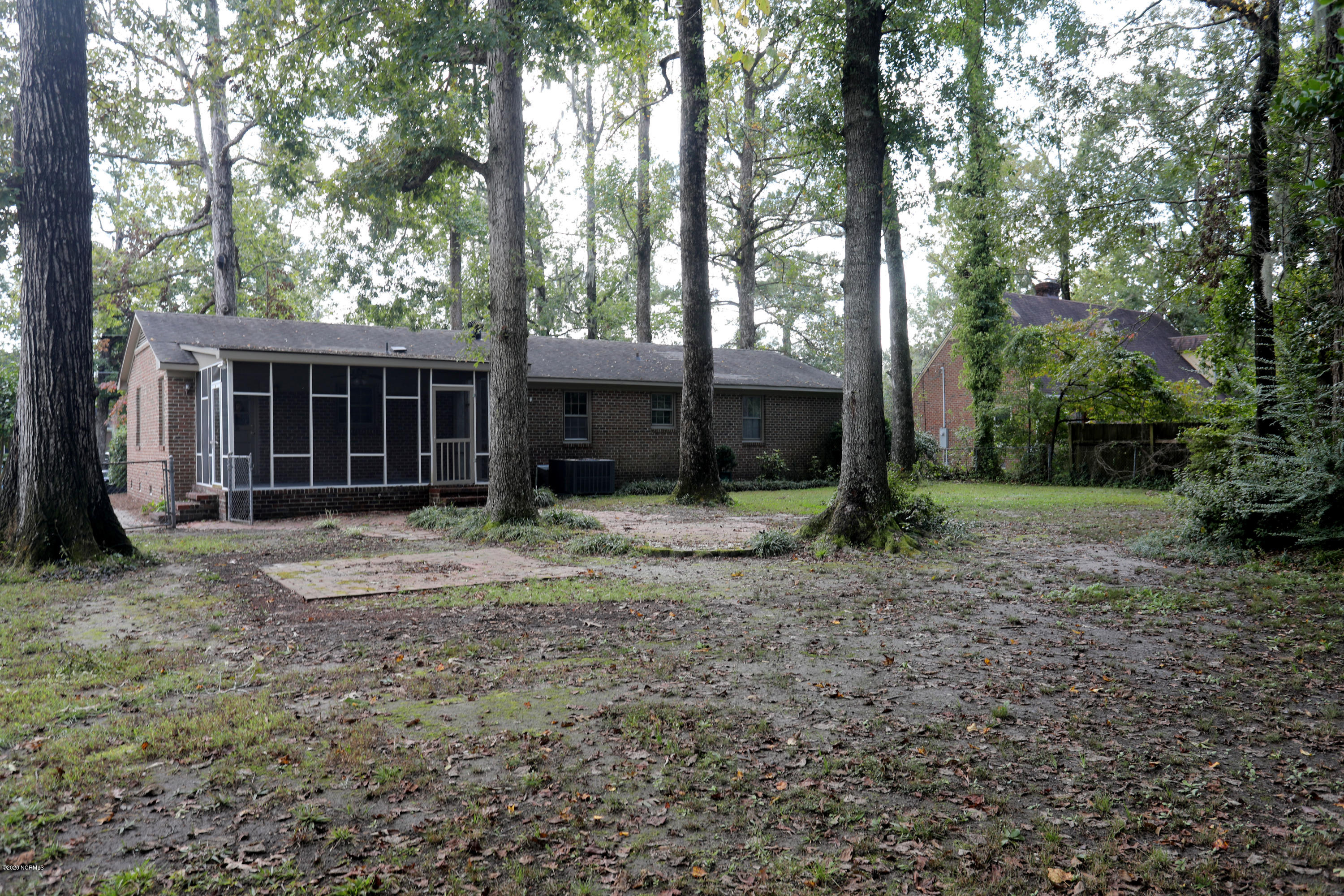 317 Forest Grove Avenue Jacksonville, NC 28540 - Photo 46 of 52 O B 1