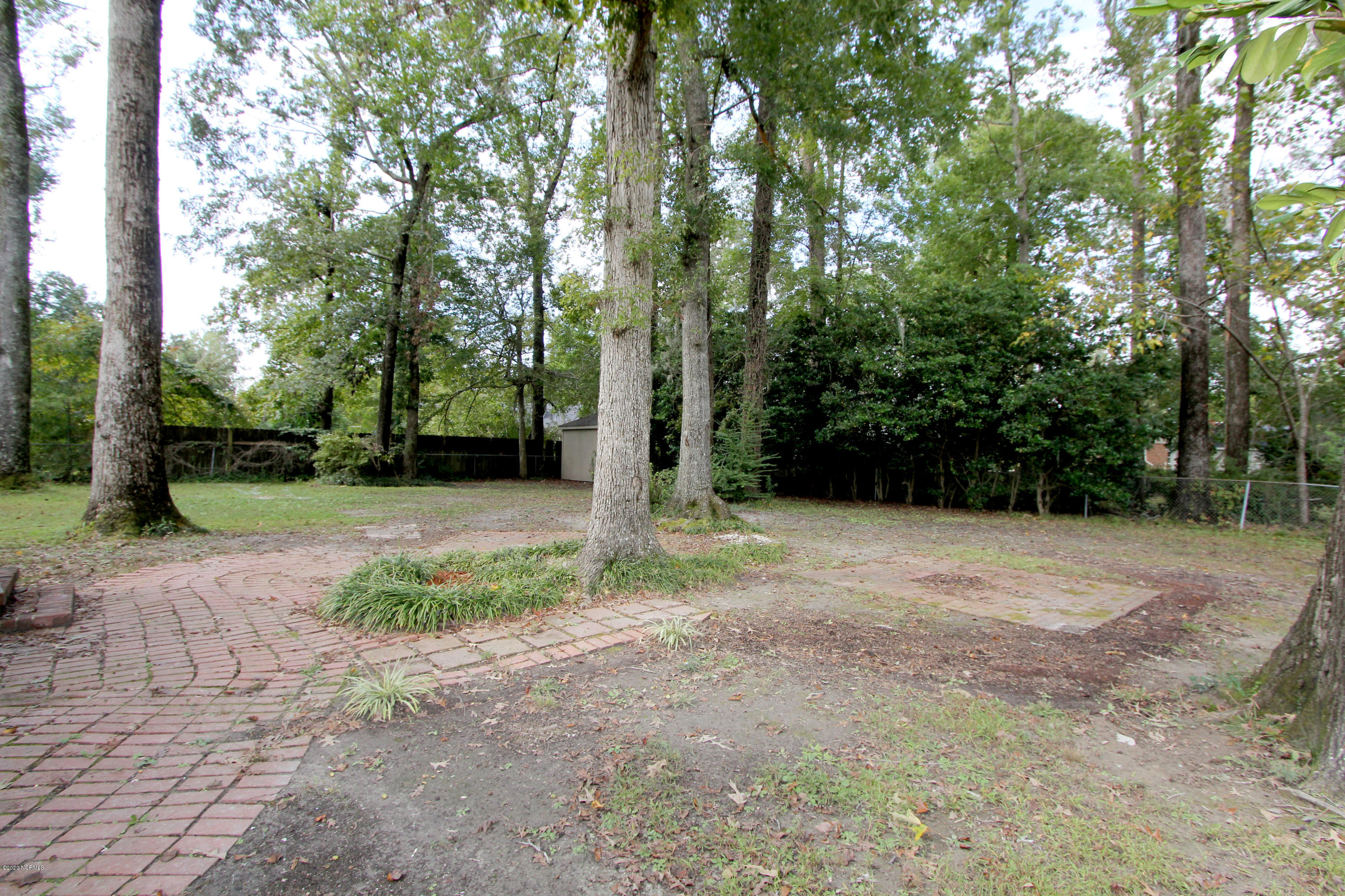 317 Forest Grove Avenue Jacksonville, NC 28540 - Photo 51 of 52 O B 6