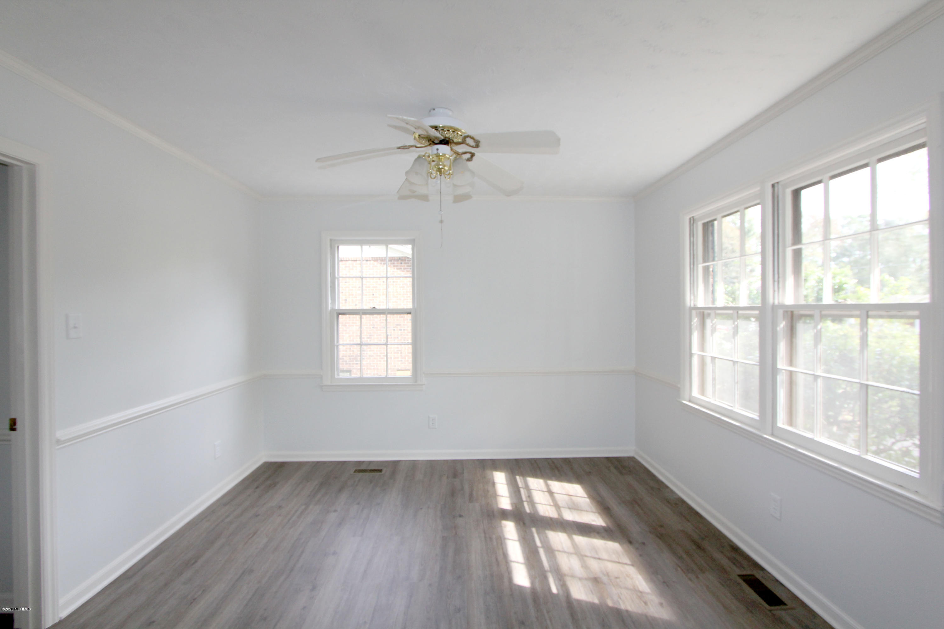 317 Forest Grove Avenue Jacksonville, NC 28540 - Photo 9 of 52 Dining Room