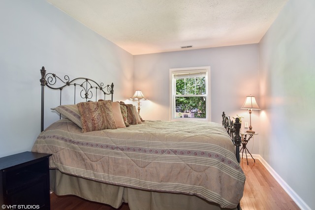 816 Howard Street Wheaton, IL 60187 - Photo 14 of 22