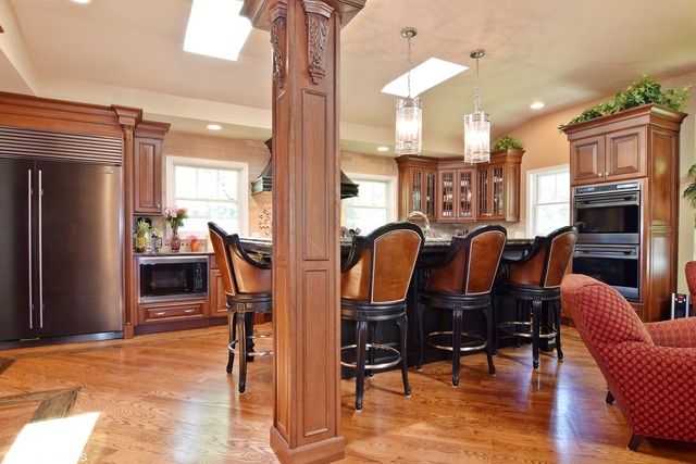816 Howard Street Wheaton, IL 60187 - Photo 7 of 22