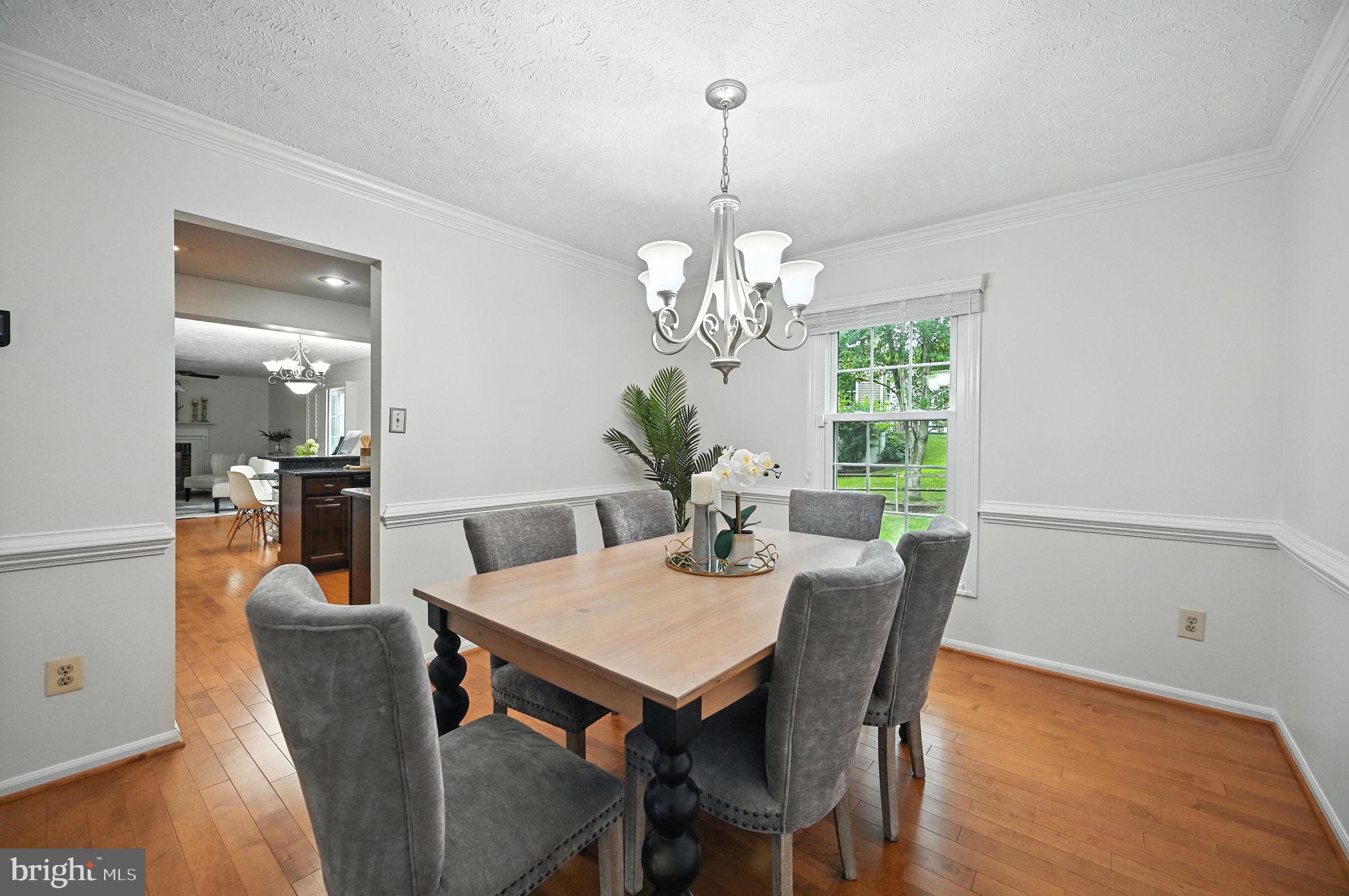 2240 Halter Lane Reston, VA 20191 - Photo 20 of 53 Dining Room