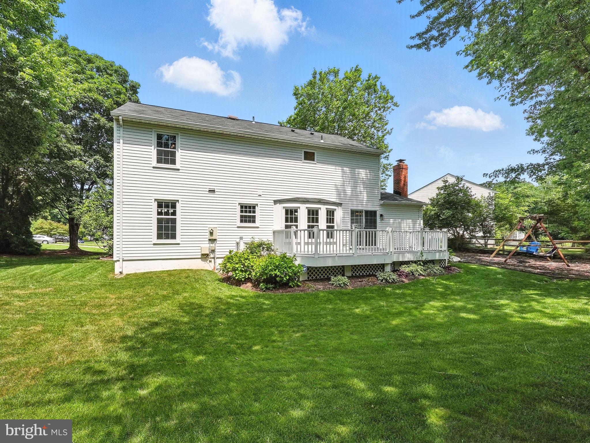 2240 Halter Lane Reston, VA 20191 - Photo 43 of 53 Back yard