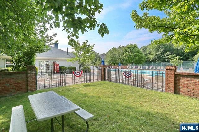752 Pepperidge Road Mahwah, NJ 07430 - Photo 23 of 26