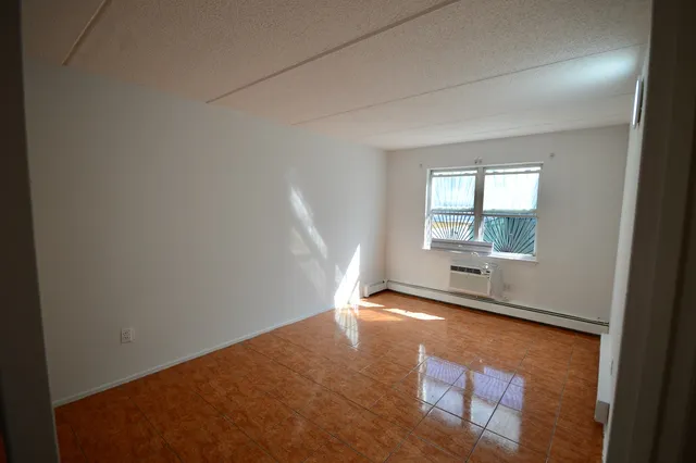 $3,100 | 72 Menahan Street, Unit A | Bushwick