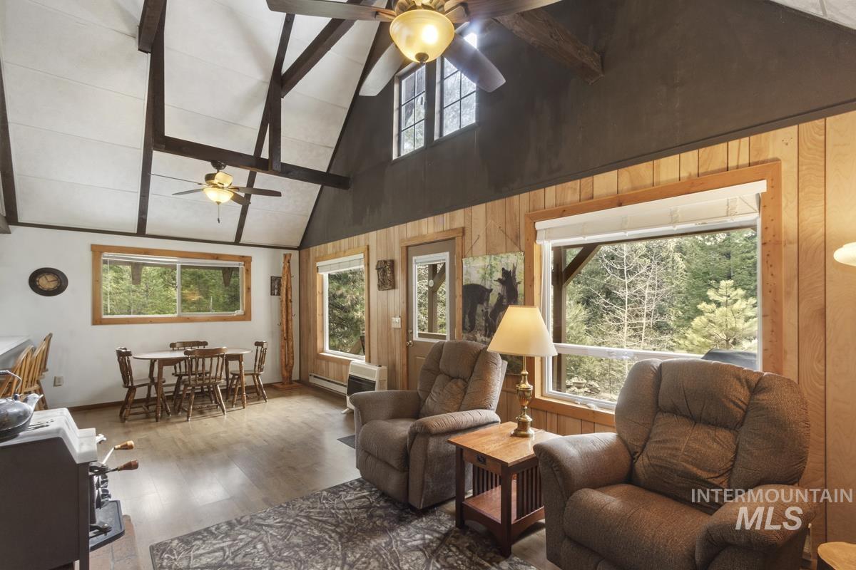 46 Blue Spruce Lane Cascade, ID 83611 - Photo 12 of 38