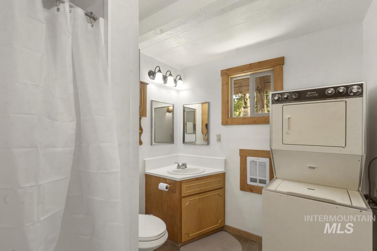 46 Blue Spruce Lane Cascade, ID 83611 - Photo 18 of 38