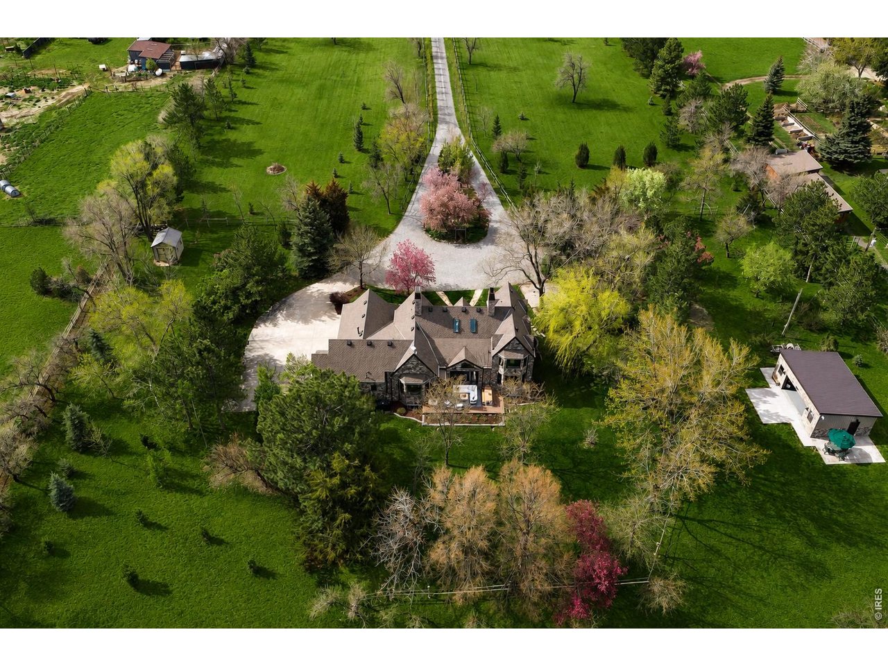 10 acres estate. Abundant water. Apple orchard. Outbuilding/workshop/garage. Shed. Trails.