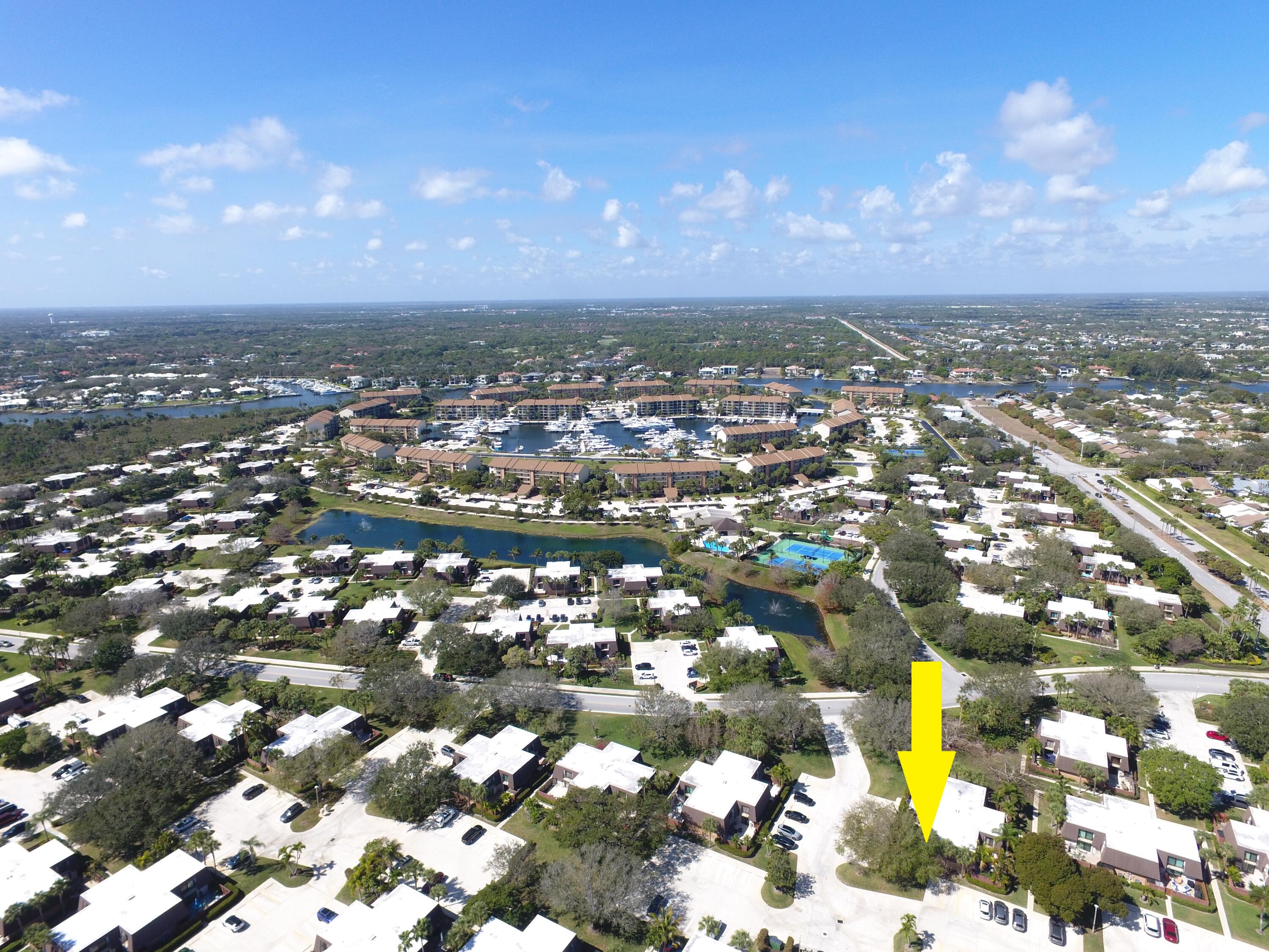 1403 14th Court Jupiter, FL 33477 - Photo 4 of 25