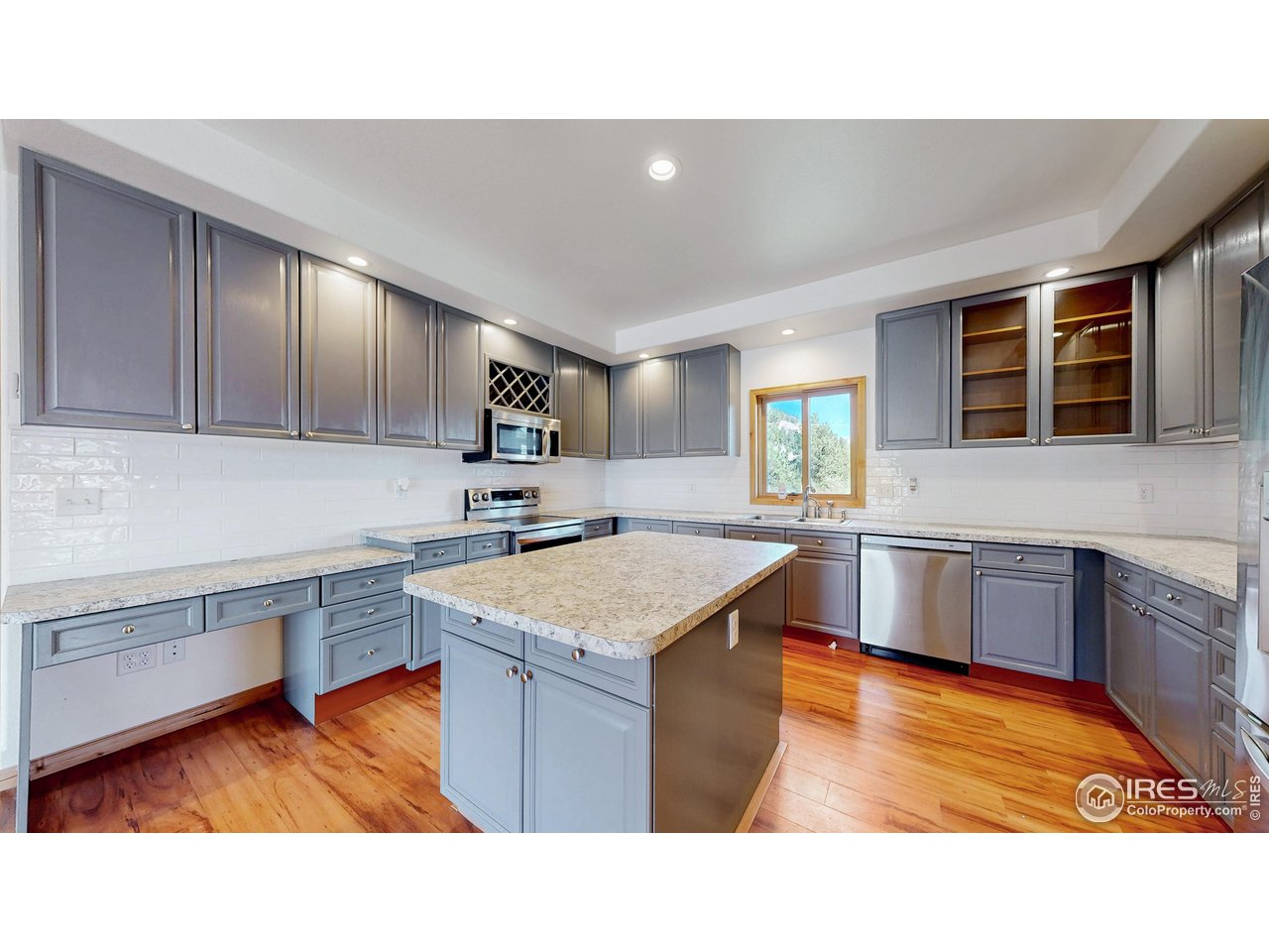 1701 Devils Gulch Road Estes Park, CO 80517 - Photo 11 of 48