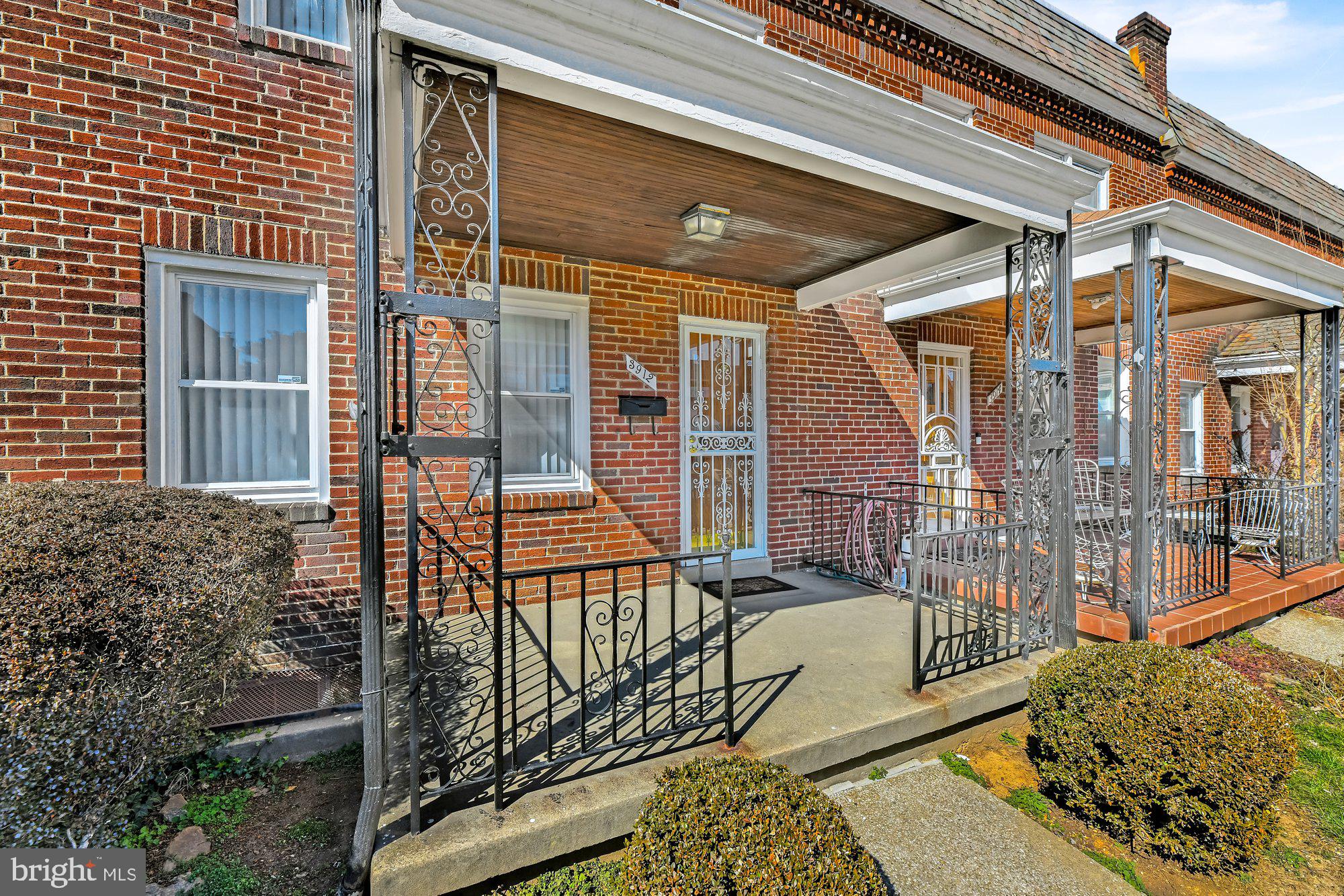 3912 Bareva Road Baltimore, MD 21215 - Photo 2 of 29 Porch