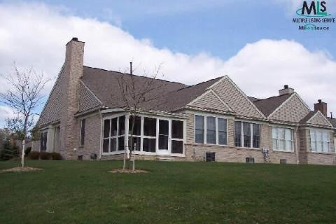 826 Garnet Court Rochester, MI 48306 - Photo 8 of 9 796171-7.JPG